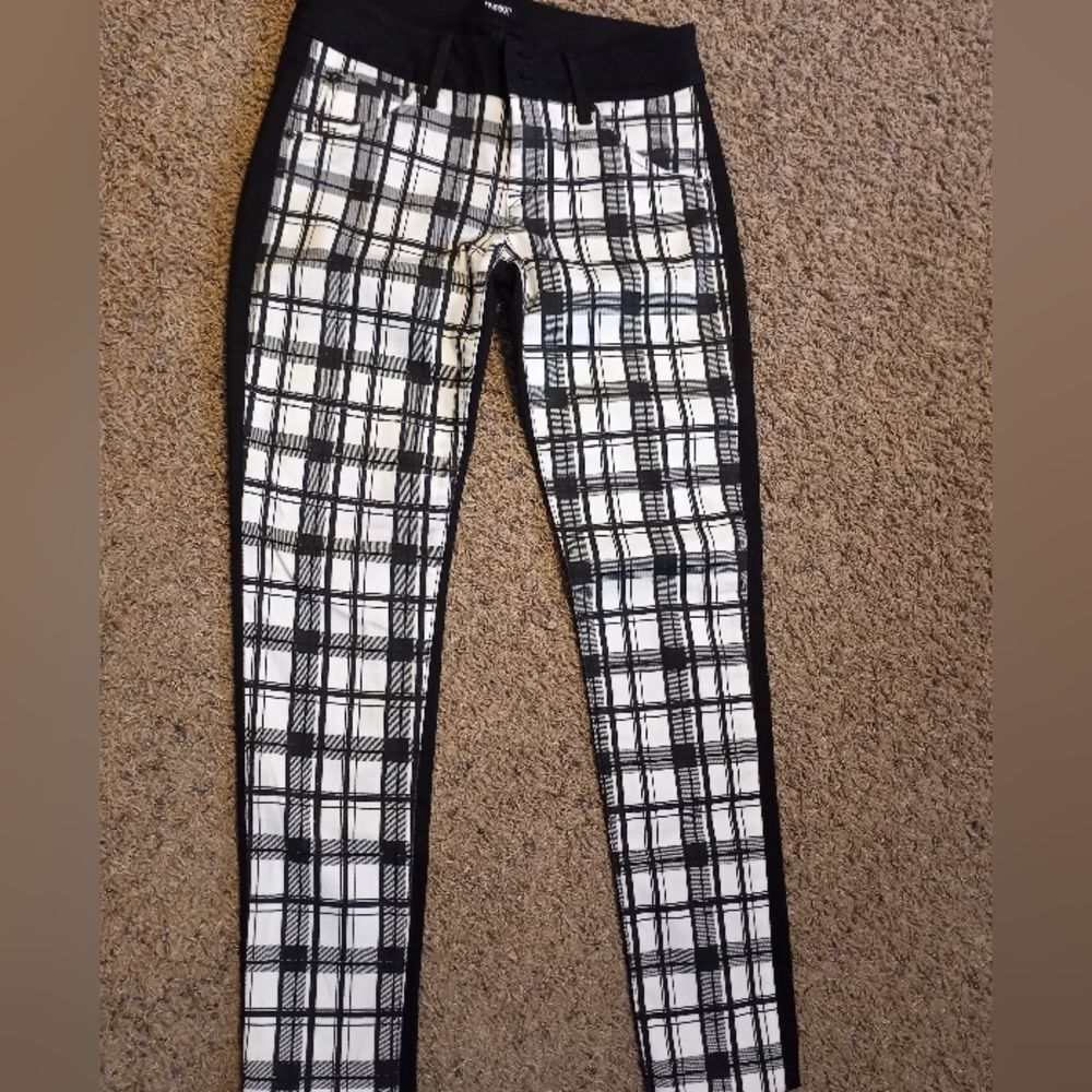 HUDSON MADE IN USA Womans stretch denim pants